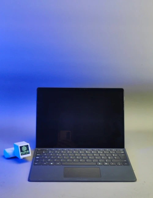 Microsoft Surface pro 8 i7-1185g7 16gb  256gb SSD écran 13" Pixel sense