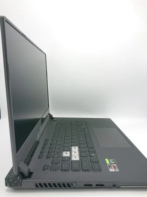 ASUS ROG STRIX G15 Ryzen 7 6800H 08 GB DDR5 4800Mhz RTX 3050 04 GB  