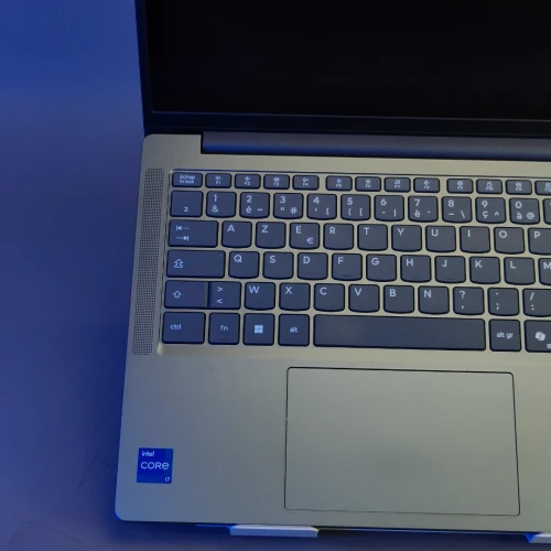 LENOVO IDEAPAD SLIM 3 I7-13620H 16GB DDR5 512GB SSD ÉCRAN 14" WUXGA