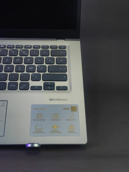 ASUS VIVOBOOK x415 Model (R415EA) i5-1135G7  RAM 8GB SSD 256GB écran 14"