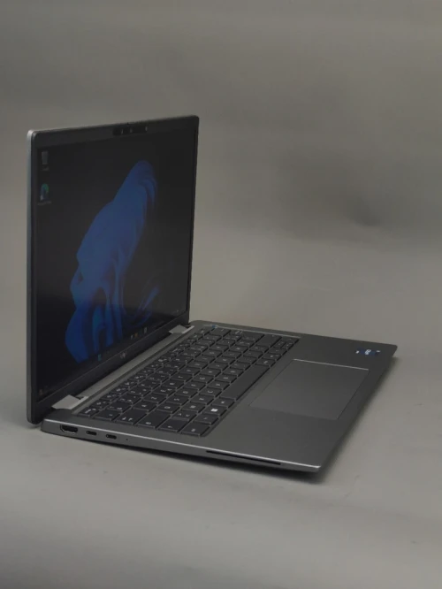 DELL LATITUDE 7440 I7 1365U 16gb ddr5 512 SSD ÉCRAN 14"