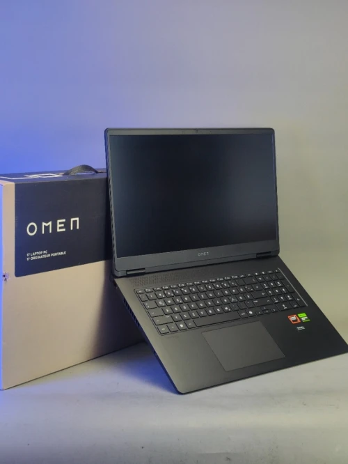 HP omen17  Ryzen 7 8845HS RTX 4060 16GB RAM SSD 1TB ÉCRAN 17"