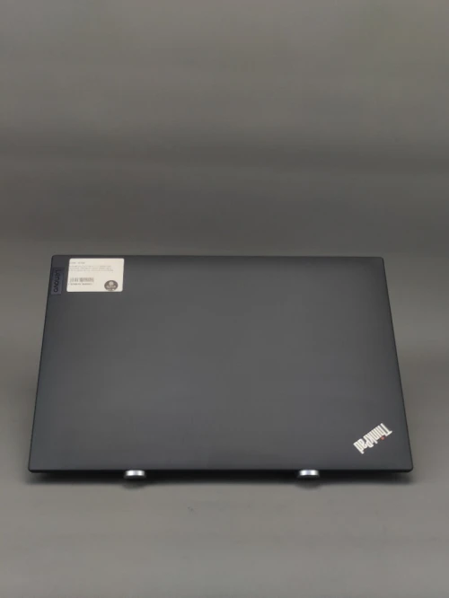 LENEVO THINKPAD P16S GEN 2 I7 1360P RTX A500  16GB LPDDRX5 512G SSD de écran 16 WUXGA