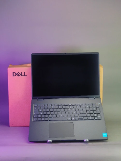 DELL PRO 16 INTEL CORE 3 100U RAM 16gb ddr5 ssd 256gb écran 16"