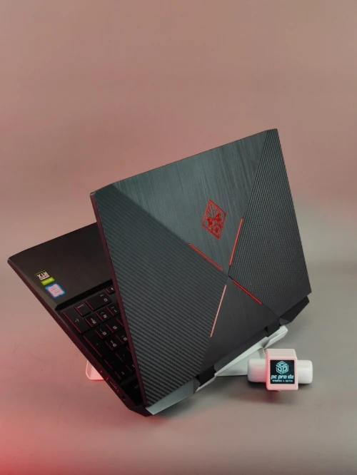 HP OMEN 15 I5-9300H rtx 2060 16gb RAM  512gb SSD écran 15,6" 144Hz