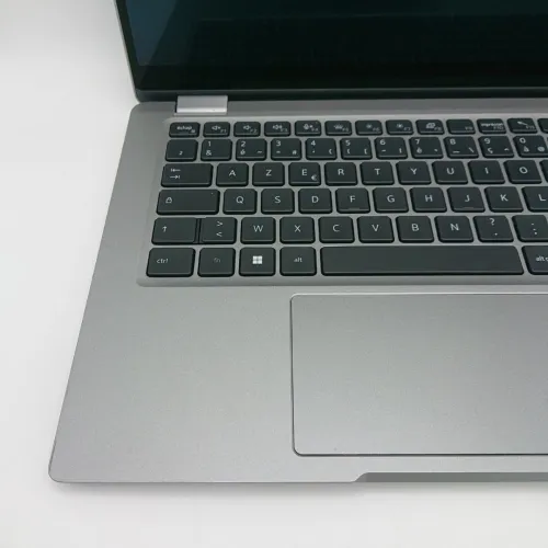 DELL LATITUDE 5330  I5-1245U vPro 16 Go DDR4 512 Go SSD 13.3" FHD1920x1080 TACTILE intel iris xe 