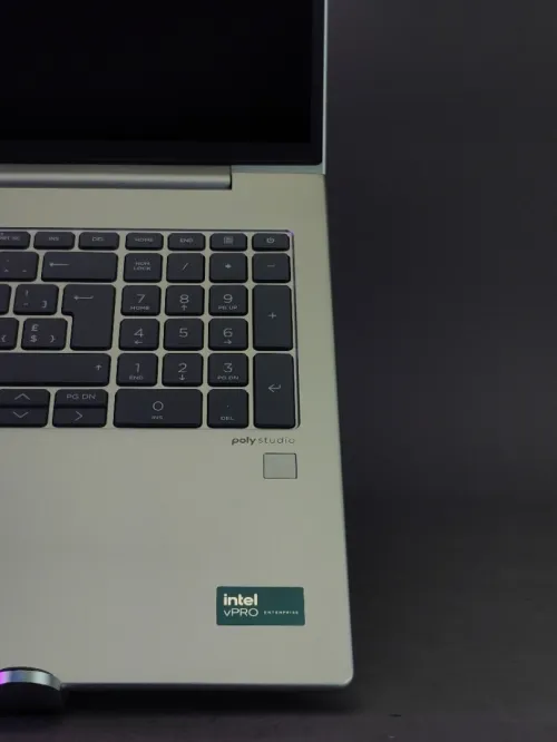 HP ELITEBOOK 660 G11 ULTRA 5 135U 16GB DDR5 SSD 512GB ÉCRAN 16" WUXGA