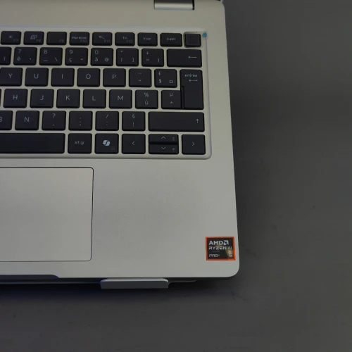Dell pro 14 Ryzen 5 ai 340 16gb RAM DDR5 512gb SSD ecran 14" wuxga