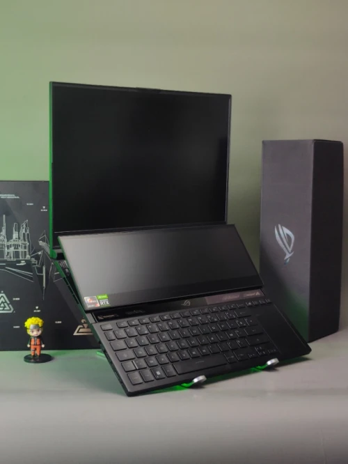 ASUS ROG ZEPHYRUS DUO 16 Ryzen 9 6900HX RTX 3080TI RAM 32gb ddr5 SSD 1tb ÉCRAN 16" et 14" tactile