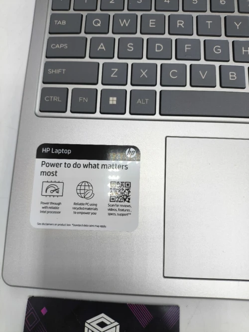 HP 15 i5 1235U 12TH GEN 12GB 512G SSD 15.6 FULLHD TACTILE WIN 11 NEUF 