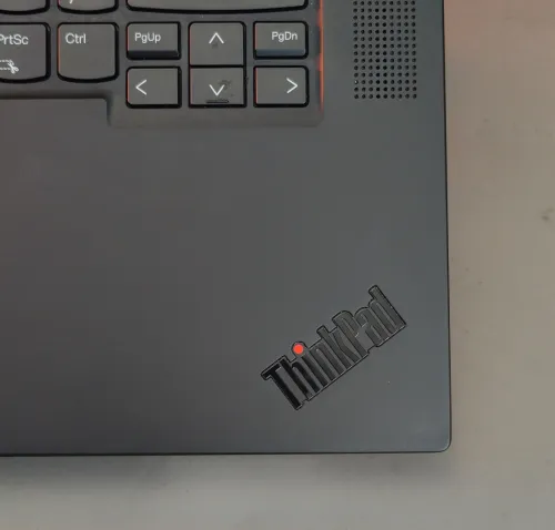 LENOVO Thinkpad X1 extrême gen 4  4 i7-11850H RTX 3050Ti 16gb 512gb écran 16" wquxga tactile