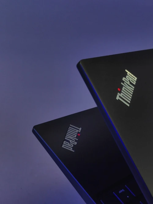 LENOVO THINKPAD E16 GEN 1 RYZEN 5 7530U 16GB RAM 512GB SSD ÉCRAN 16" WUXGA