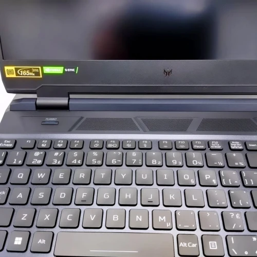 Acer Predator Helios 300