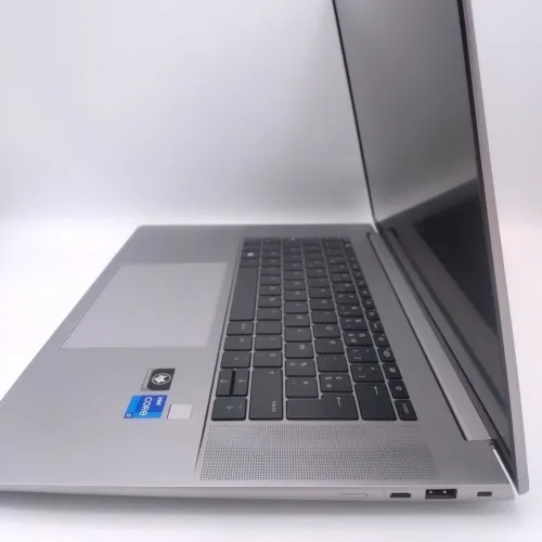 HP ZBOOK Studio G9 i7-12700H 32 Go DDR5 512 Go SSD 16 Pouces