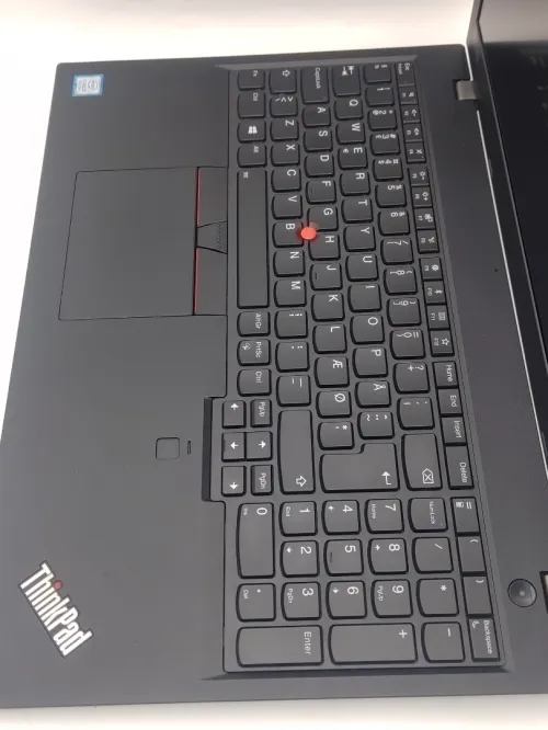  Lenovo Thinkpad L580 i5 8250U 8GB DDR4 256Go SSD NVMe 15.6 FHD Intel HD Graphics 620