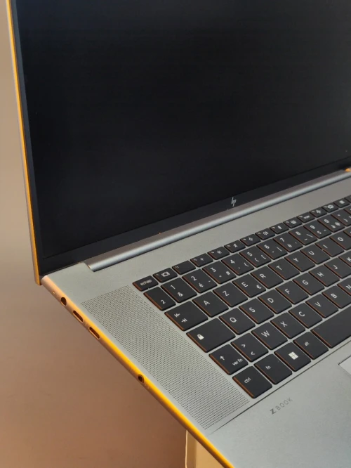 HP ZBOOK STUDIO 16 G11 ULTRA 7 165H RTX 4070 32GB RAM DDR5 1TB SSD ÉCRAN 16"