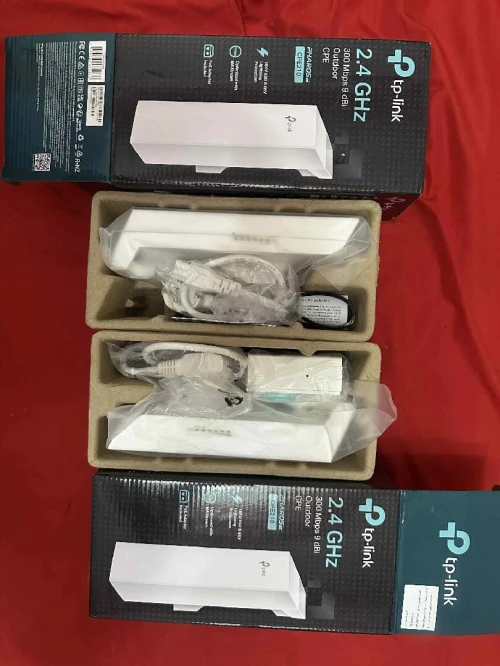 TP-LINK CPE210 CPE extérieur Wi-Fi 
