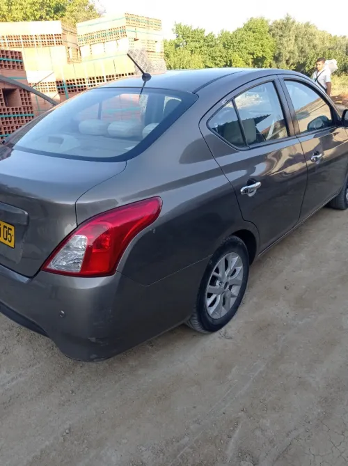 Nissan Sunny 2020 Acenta