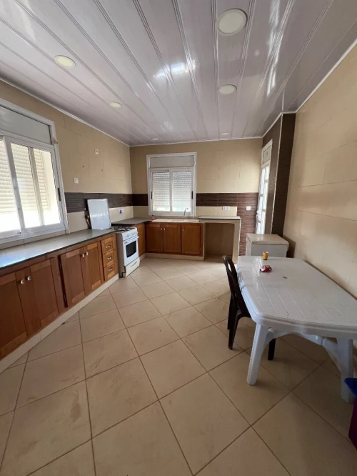 Location Appartement Niveau de villa F4 Alger Draria