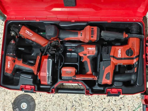 Kit hilti 5pieces 3 batterie