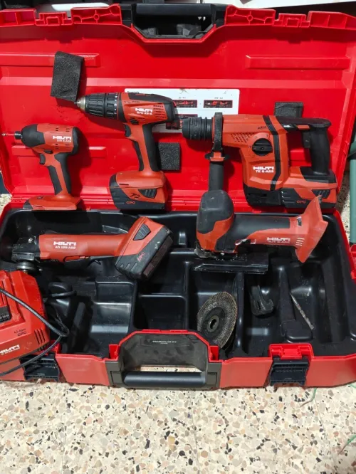 Kit hilti 5pieces 3 batterie