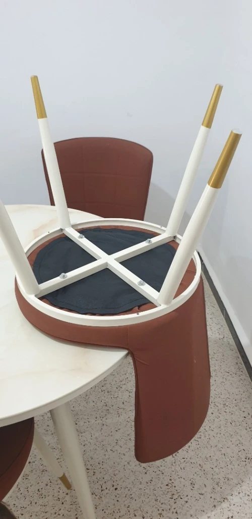 Table 4chaise