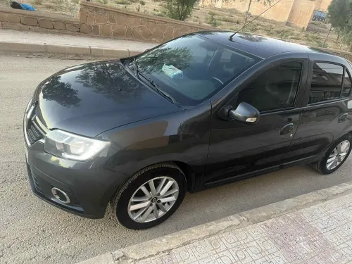 Renault Symbol 2017 Collection