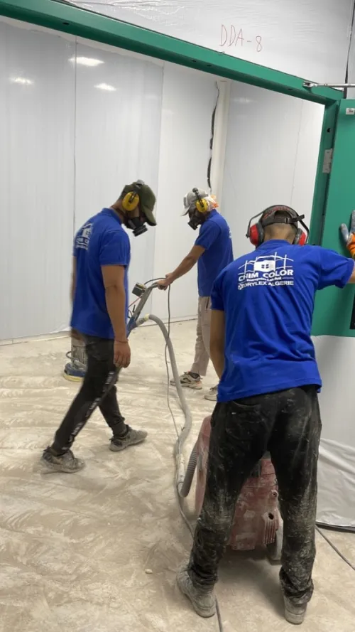 Rabotage et ponçage de son en béton 