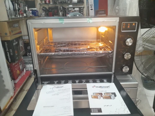 Four électrique Ventilé 50L Avec Tourne Broche Multismart Noir