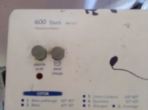 Machine à laver Electrolux AWT612 - problème de carte mère