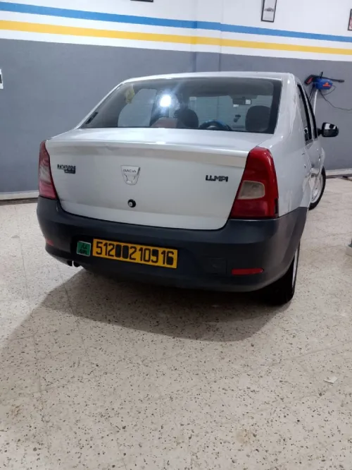 Dacia Logan 2009 La base