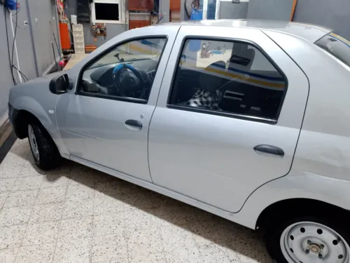 Dacia Logan 2009 La base
