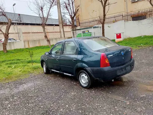 Dacia Logan 2006 La base
