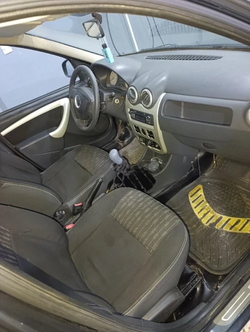 Dacia Logan 2013 Access