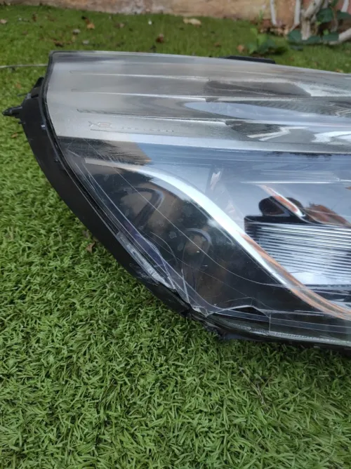 Phare clio 4 (2013-2016) côté passager d'origine renault