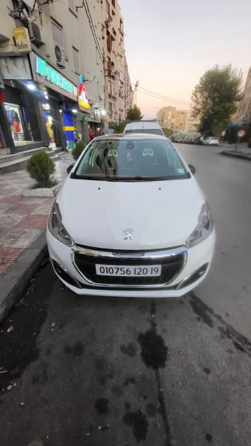 Peugeot 208 2020 Allure Facelift