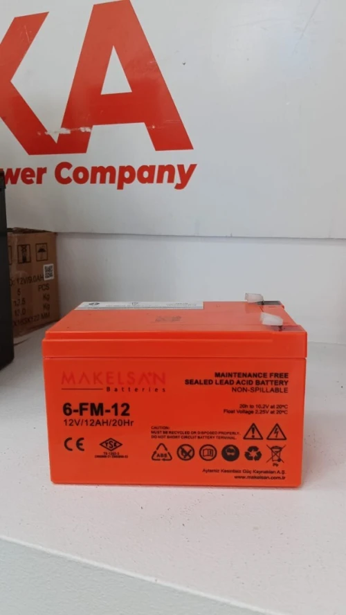 Batterie 12v / 12Ah