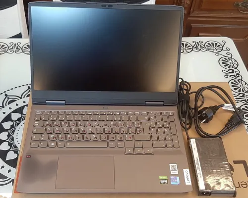 Lenovo LOQ 15IRH8