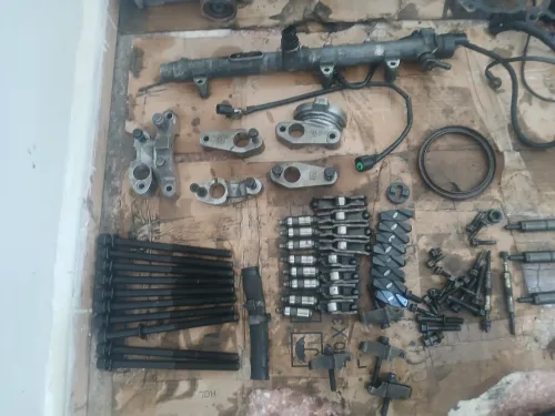 قطع غيار محرك crdi 2.0