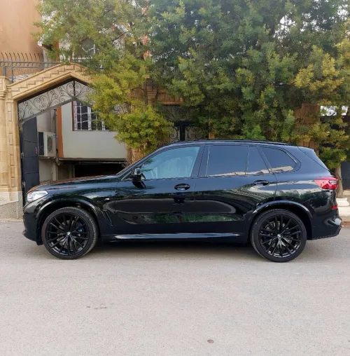 BMW X5 2024 Triple black