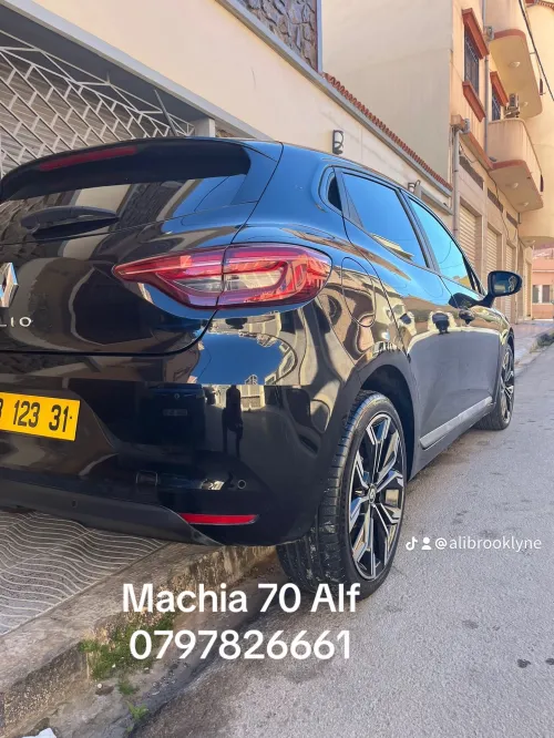 Renault Clio 5  2023 Evolution