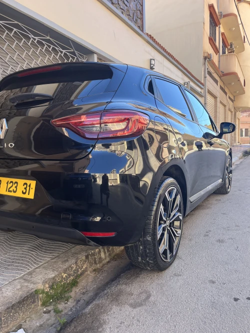 Renault Clio 5  2023 Evolution
