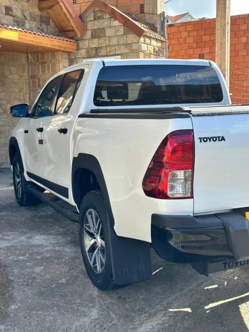 Toyota Hilux 2020 LEGEND DC 4x4 Pack Luxe