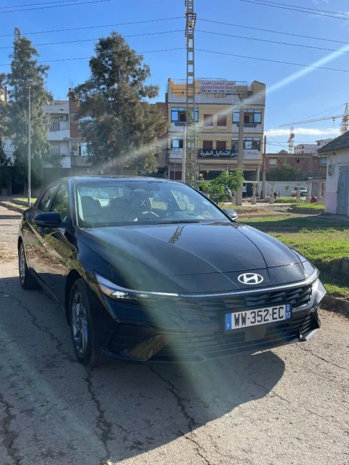 Hyundai Elantra 2025 Hybride