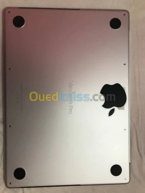 MacBook pro 14 POUCES 2021  M1 PRO  MEMOIRE 32GO NUMERO DE SERIE, LN67TW?M44T  macOS VENTURA13,0,1