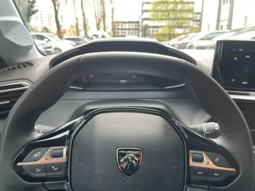 Peugeot 208 2024 Allure Pack