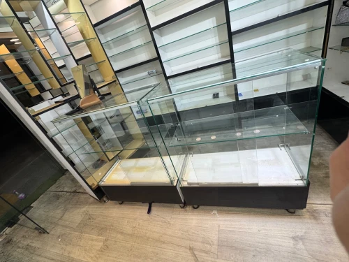 Meuble magasin Étagère box