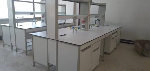 Paillasse de laboratoire 