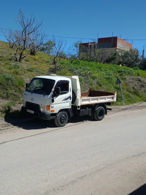 Hyundai A banne 2011