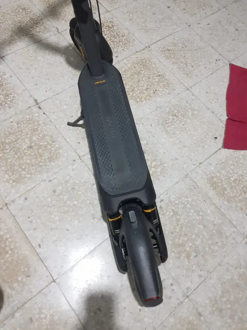SEGWAY NINEBOT MAX G2 900W MOTOR DOUBLE SUSPENSION